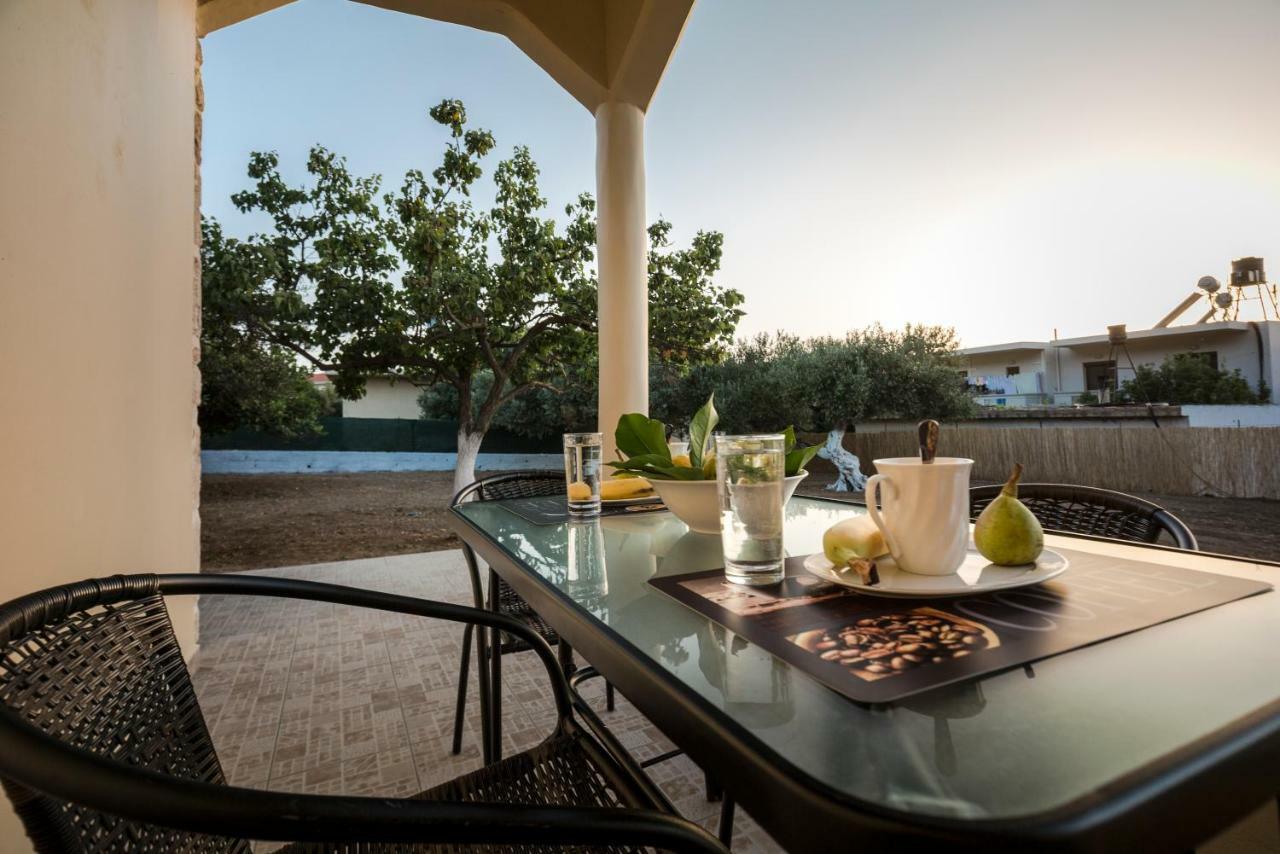 Nepheli Stone House Villa Plátanos Екстериор снимка