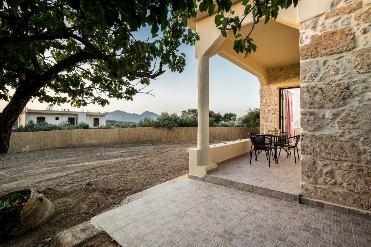 Nepheli Stone House Villa Plátanos Екстериор снимка