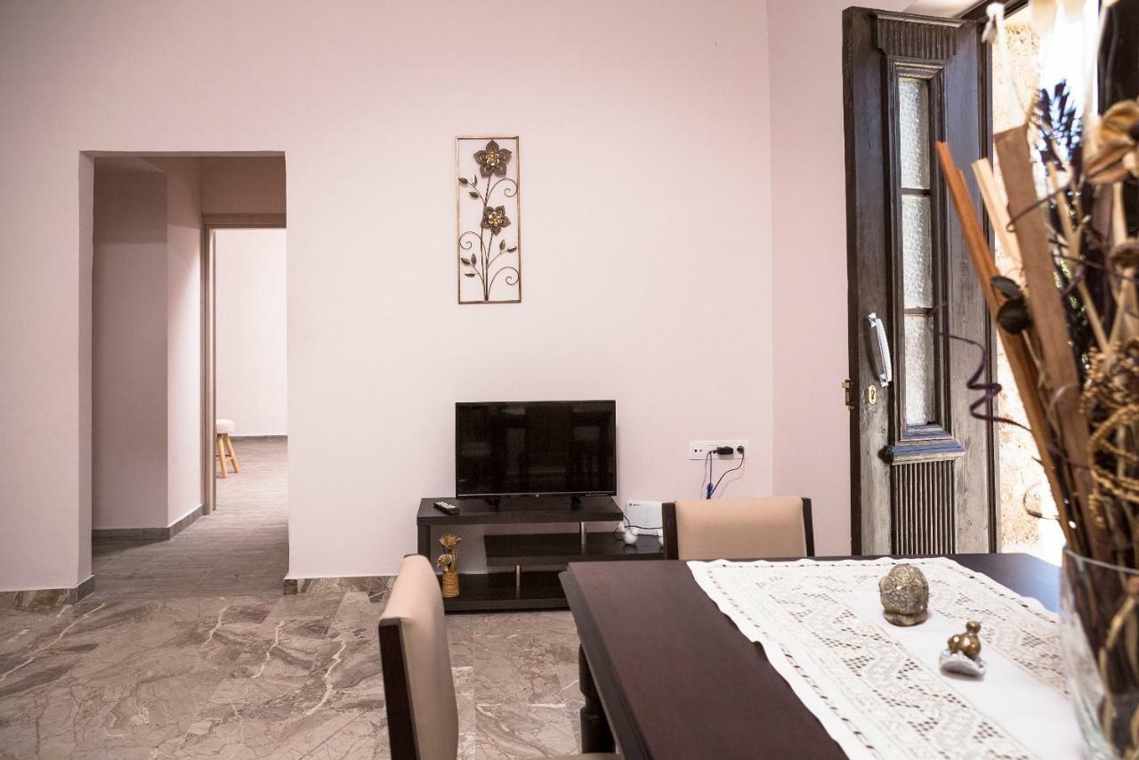 Nepheli Stone House Villa Plátanos Екстериор снимка