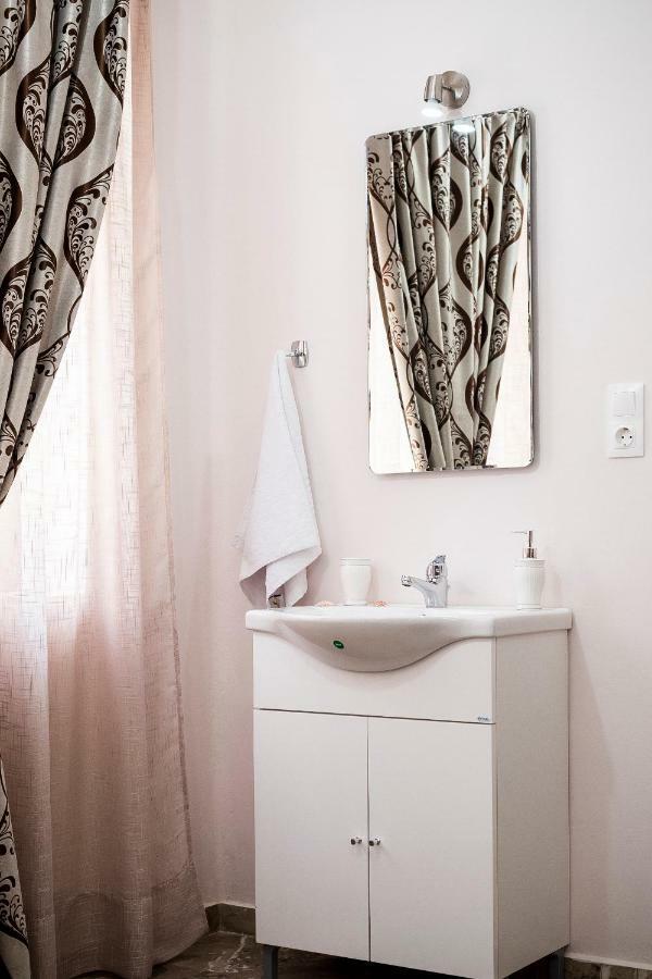 Nepheli Stone House Villa Plátanos Екстериор снимка